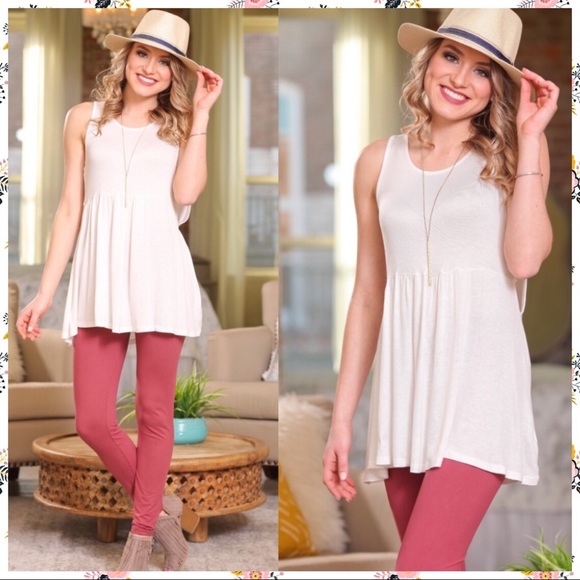 last one!🍦IVORY SLEEVELESS TUNIC🍦 - Picture 2 of 3